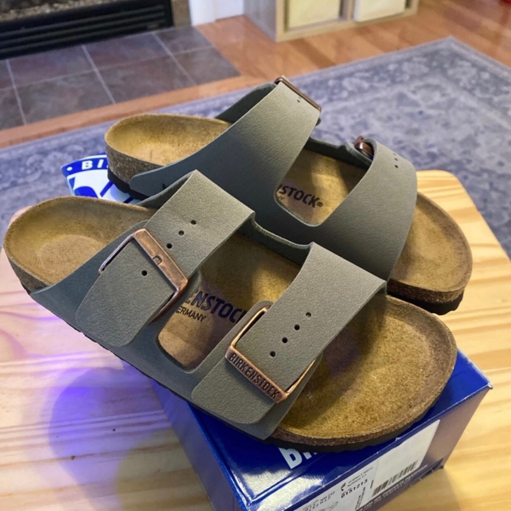 COPY - Birkenstock Arizona Sandals Women’s size 8 / Eu39